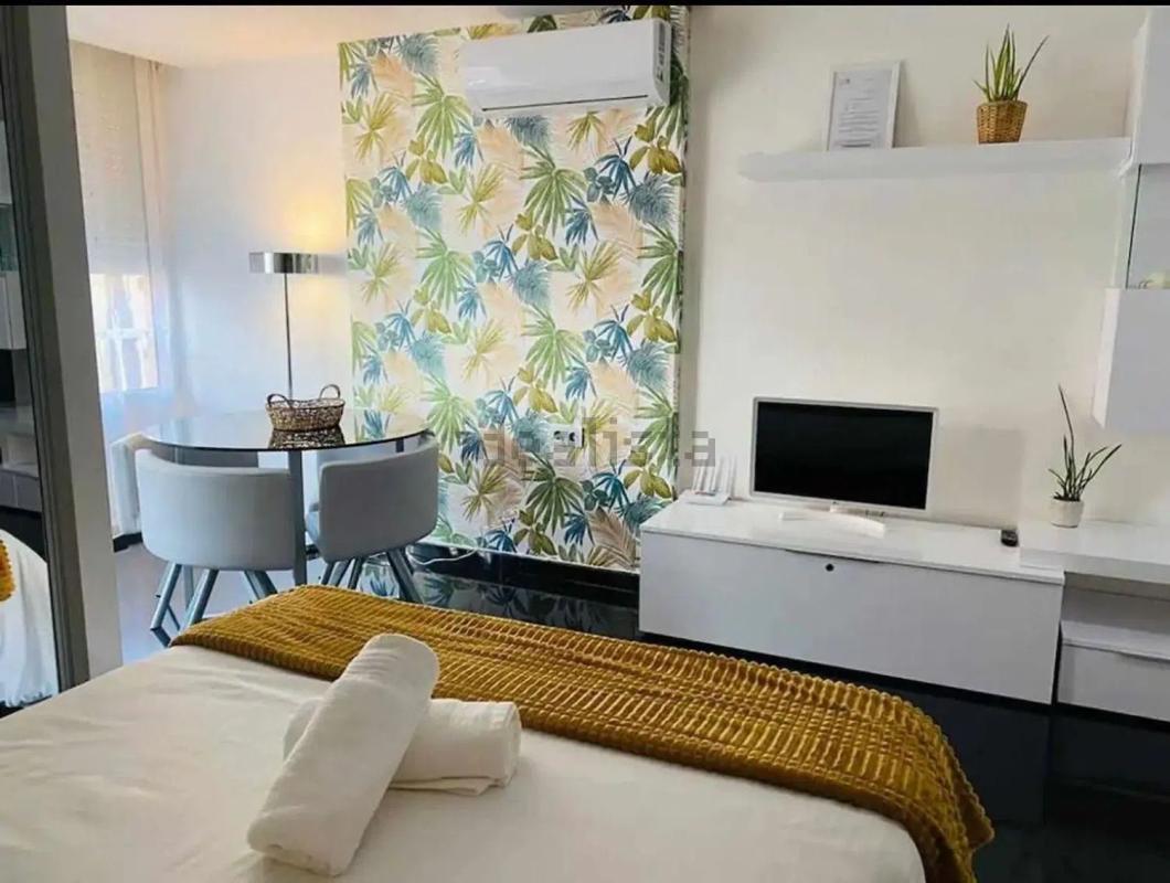 Venta de estudio en Avenida gamonal, Benalmádena photo 2