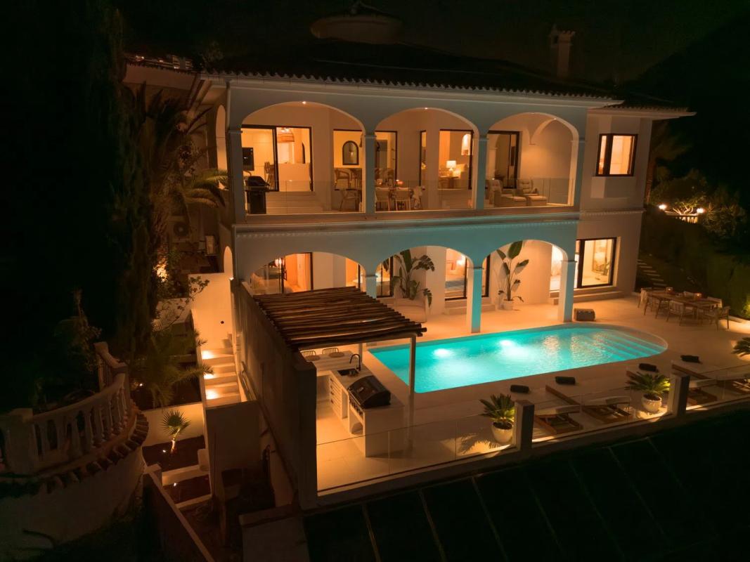 Sale of independent chalet in Paseo de Toledo, Benalmádena
photo 2