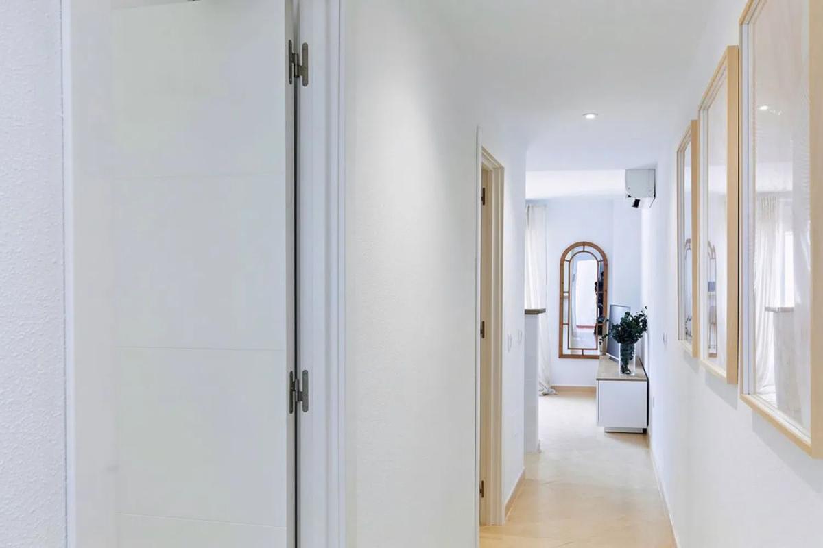Продажа квартиры на Barrio Centro, Бенальмадена
 photo 2