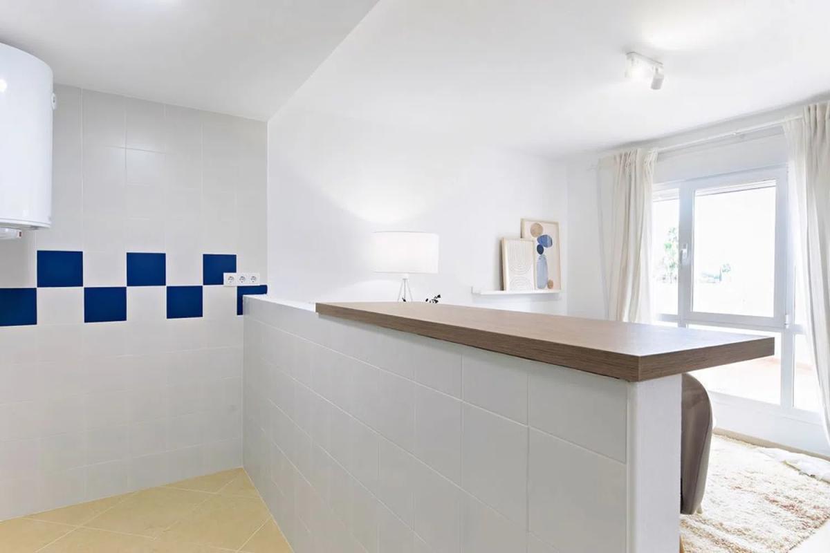 Продажа квартиры на Barrio Centro, Бенальмадена
 photo 3