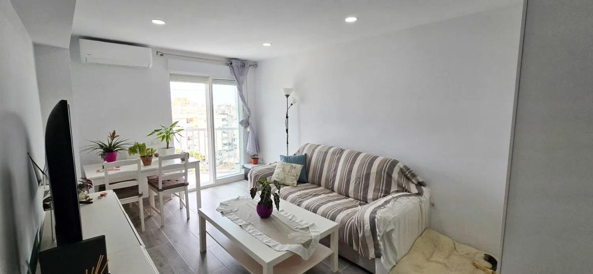 Venta de piso en Calle Luis Vives, 3, Benalmádena
photo 4