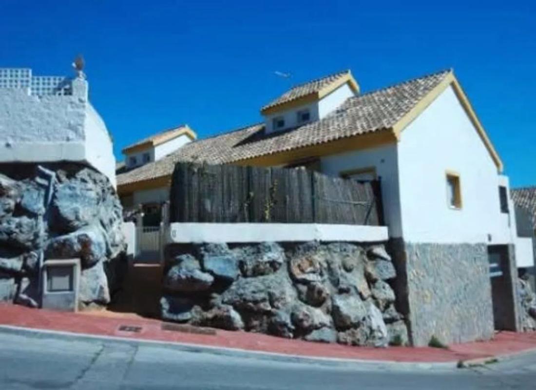 Sprzedaż niezależnego domku jednorodzinnego w Calle Rambla, Benalmádena photo 1