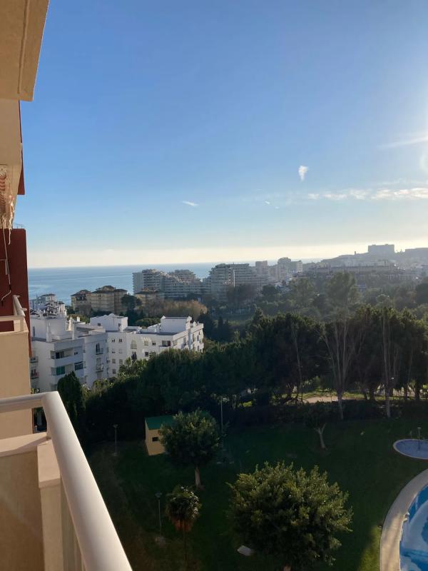 Venta de piso en Avenida Gamonal, 12, Benalmádena
photo 1