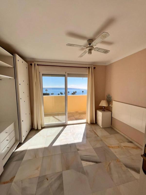 Sale of apartment in Avenida Manuel Mena Palma, 5, Benalmádena
photo 3