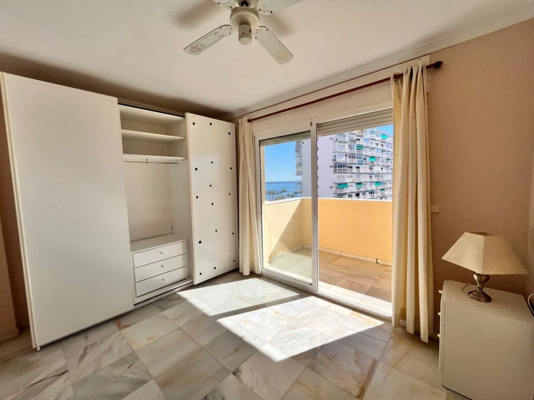 Sale of apartment in Avenida Manuel Mena Palma, 5, Benalmádena
photo 4