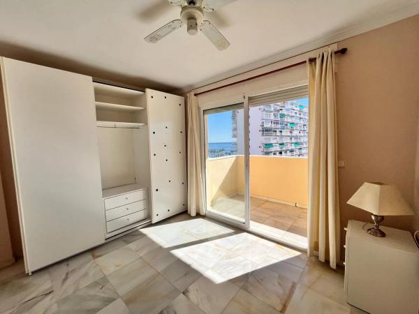 Piso en venta en  Avenida Manuel Mena Palma, 5, Benalmádena photo 4