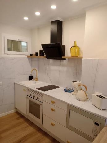Продажа квартиры в  Av Gamonal, 6, Бенальмадена photo 1