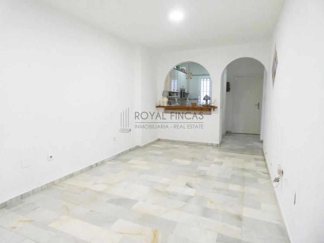 Venta de piso en Avenida de los Abedules s/n, Benalmádena
photo 1