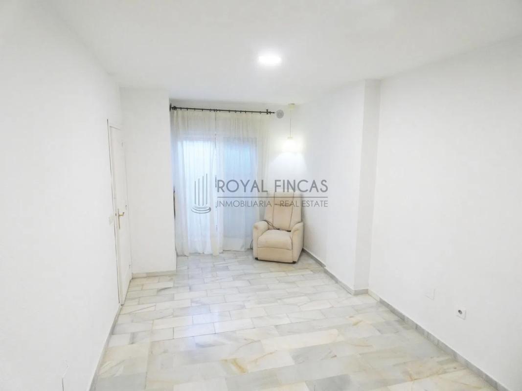 Venta de piso en Avenida de los Abedules s/n, Benalmádena
photo 2