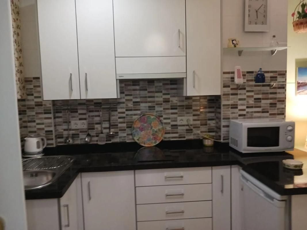Продажа студии в Avenida gamonal edificio hércules, 4, Бенальмадена photo 1