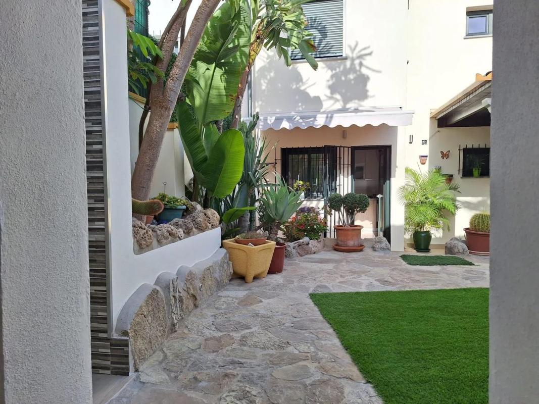 Sale of independent chalet in Capellania s/n, Benalmádena
photo 4