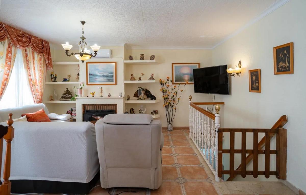 Venta de chalet independiente en Calle de la Mancha, Benalmádena
 photo 3
