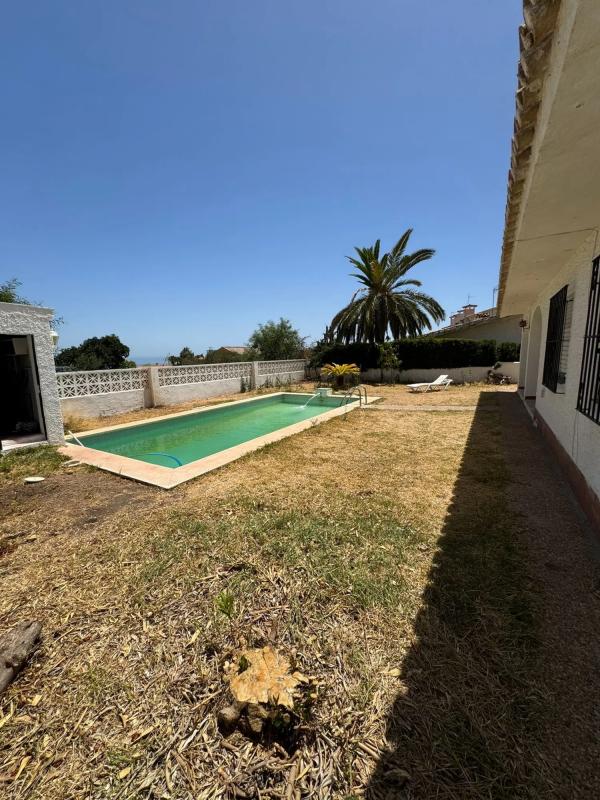 Sale of independent chalet in Calle Mexico, 16, Benalmádena
photo 2