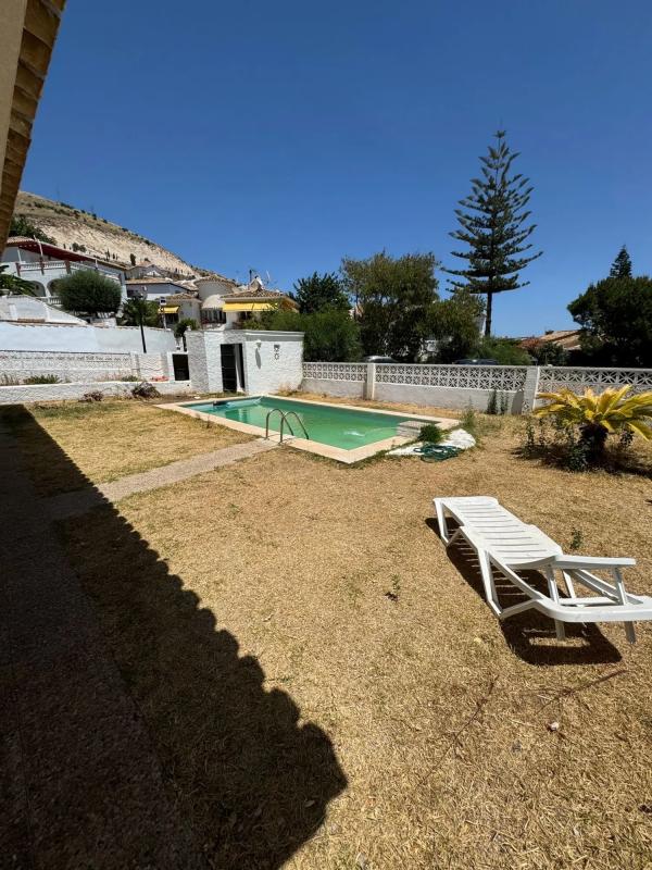 Sale of independent chalet in Calle Mexico, 16, Benalmádena
photo 4
