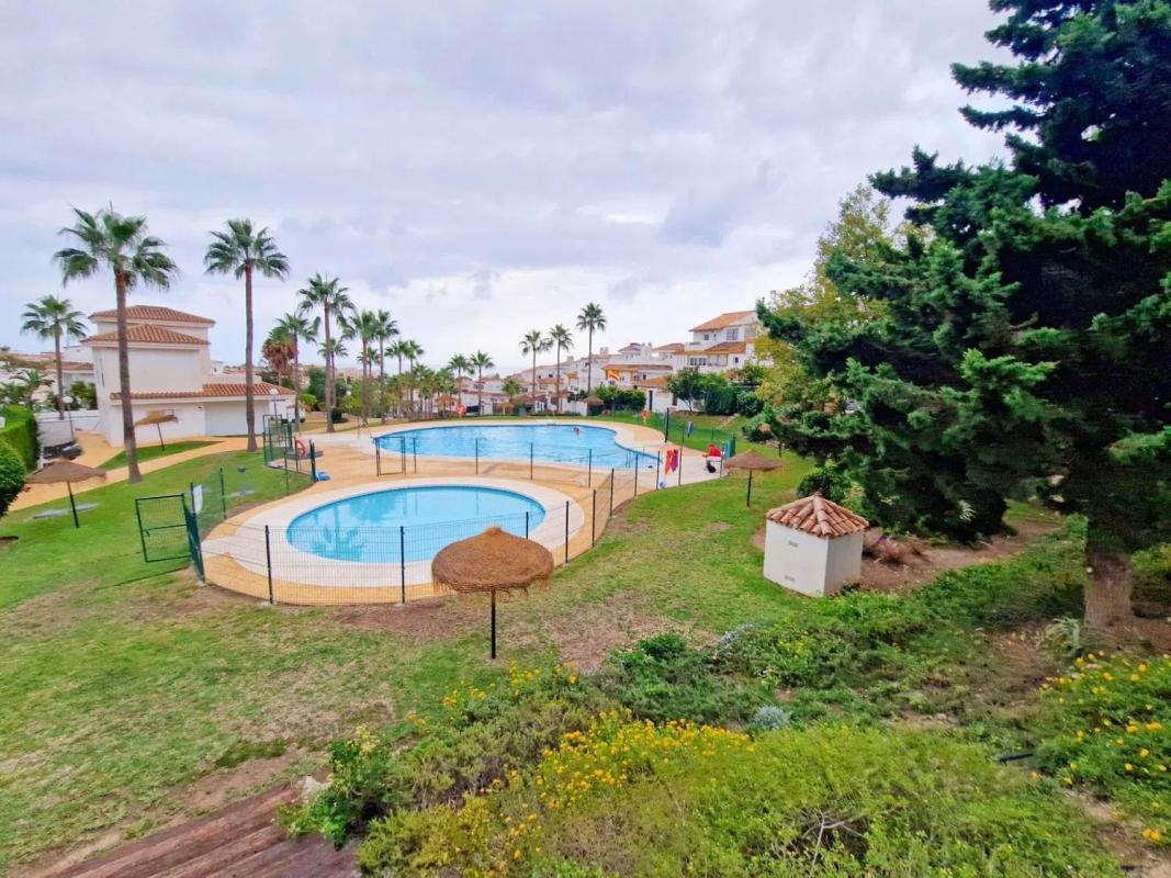 Venta de chalet independiente en Avenida del Indico, Benalmádena
photo 1