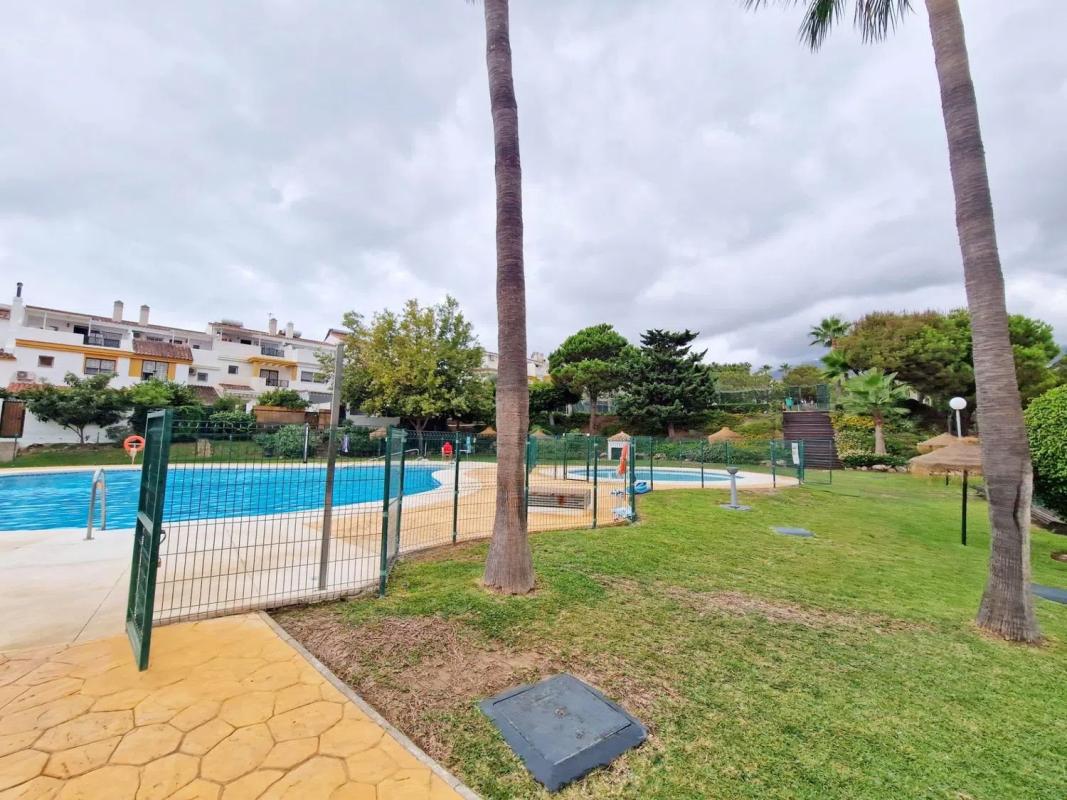Venta de chalet independiente en Avenida del Indico, Benalmádena
photo 2