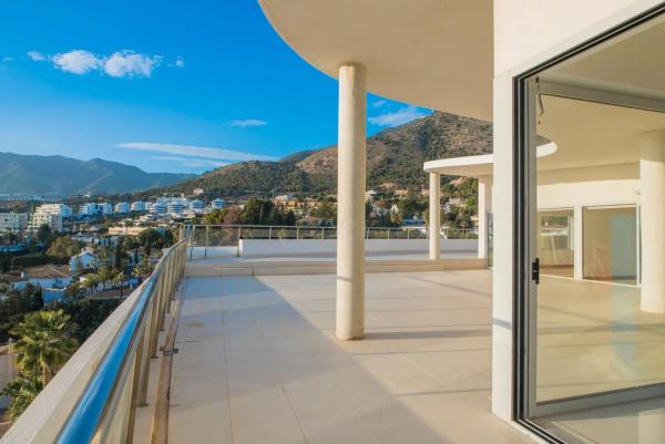 Penthouse na sprzedaż w Calle Nogal del Higuerón, Benalmádena thumbnail 1