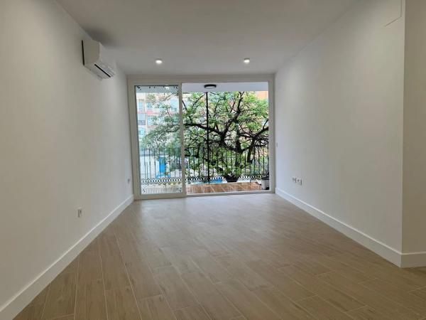 Apartment for sale in  Calle Alhambra, Benalmádena photo 2