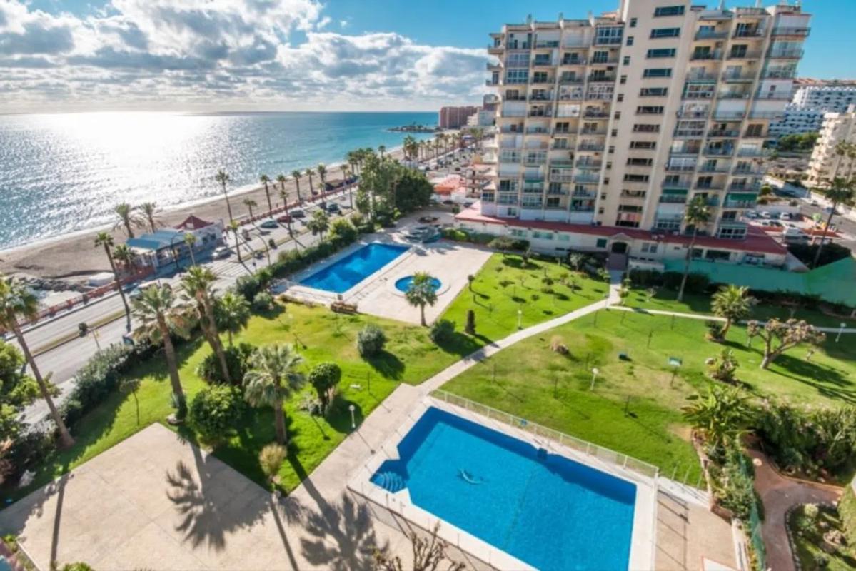 Venta de piso en Avenida Antonio Machado, Benalmádena
photo 1