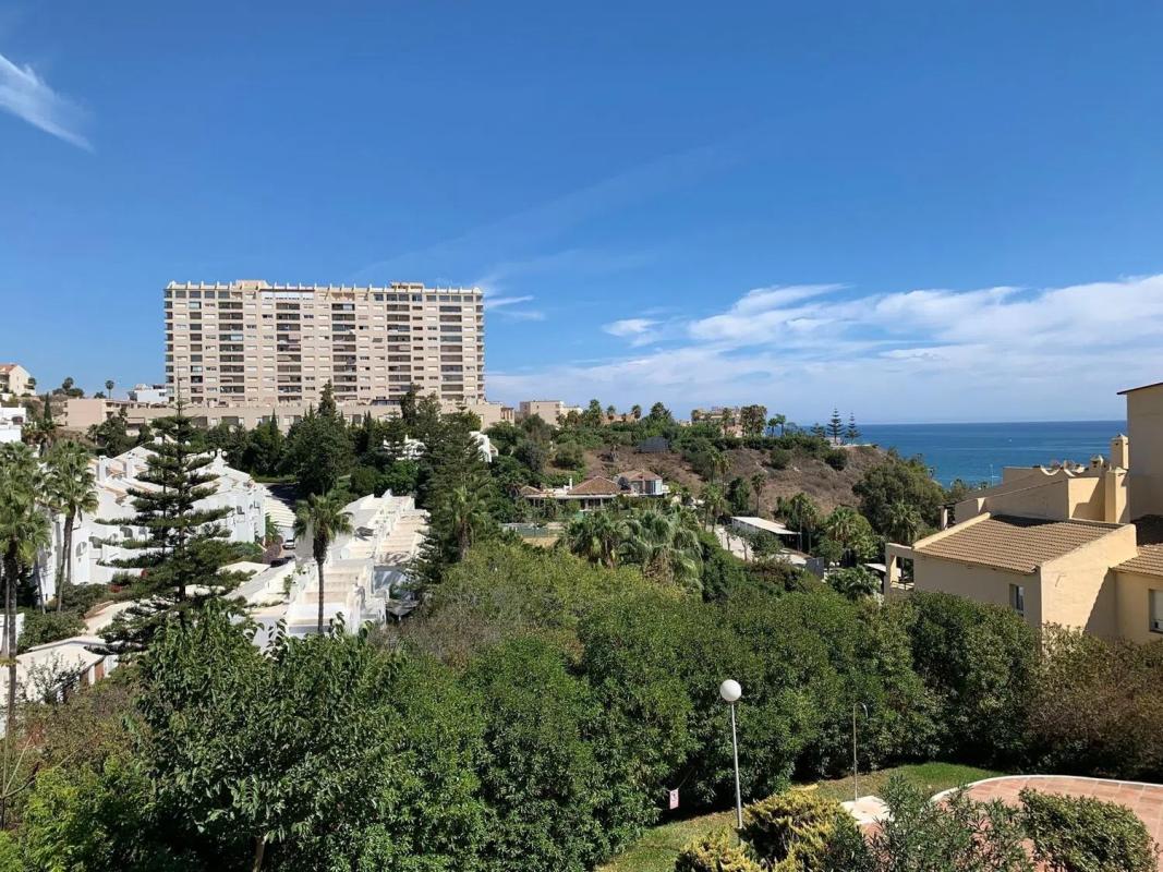Продажа отдельного шале в Barrio Hacienda Torrequebrada, Бенальмадена photo 4