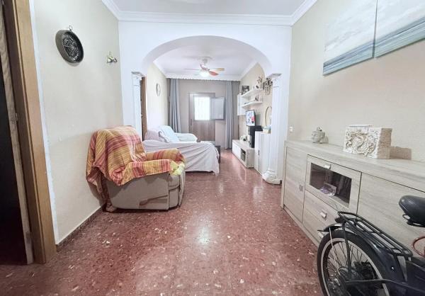 Коттедж на продажу в  Calle Pino, Бенальмадена photo 4