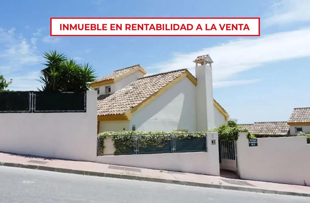 Sprzedaż niezależnego domku jednorodzinnego w Camino de la Viñuela, Benalmádena photo 1