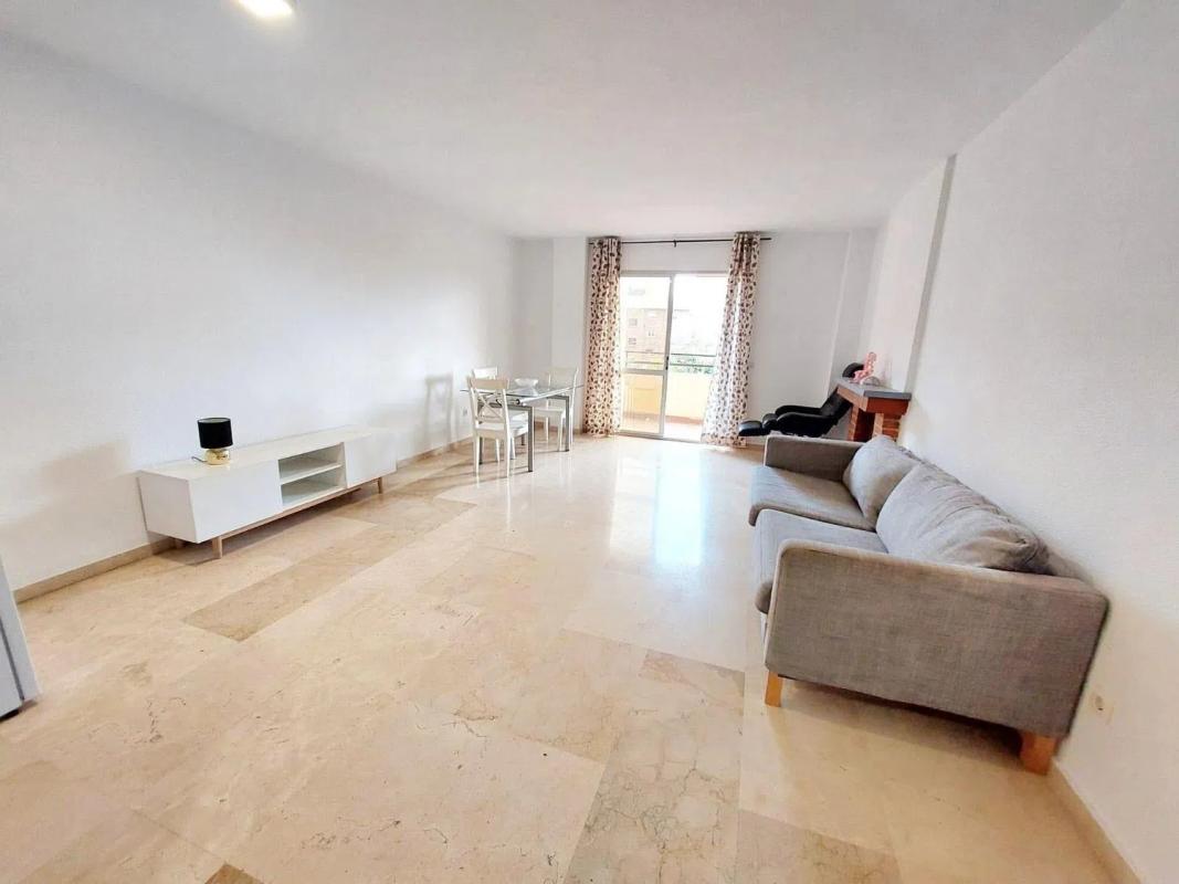 Sale of apartment in Arroyo de la Miel, Benalmádena
 photo 2