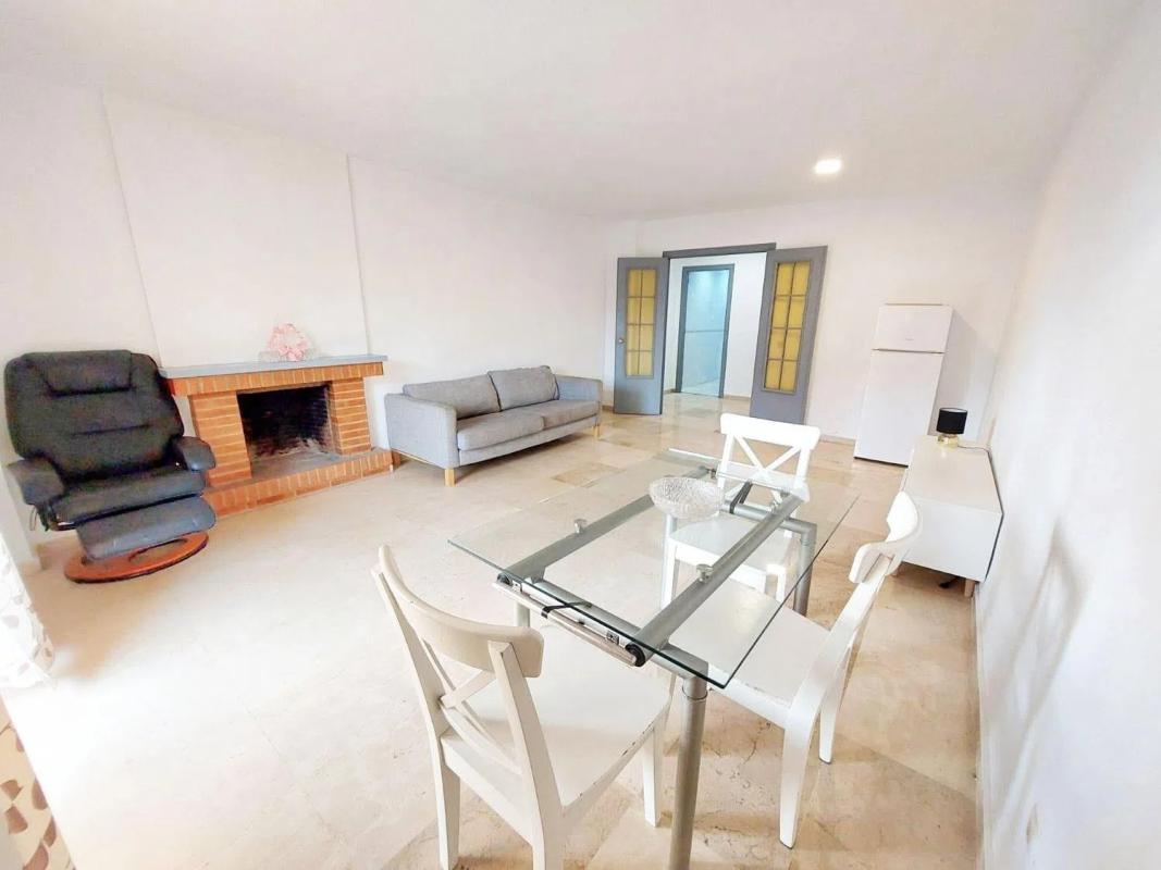 Sale of apartment in Arroyo de la Miel, Benalmádena
 photo 5