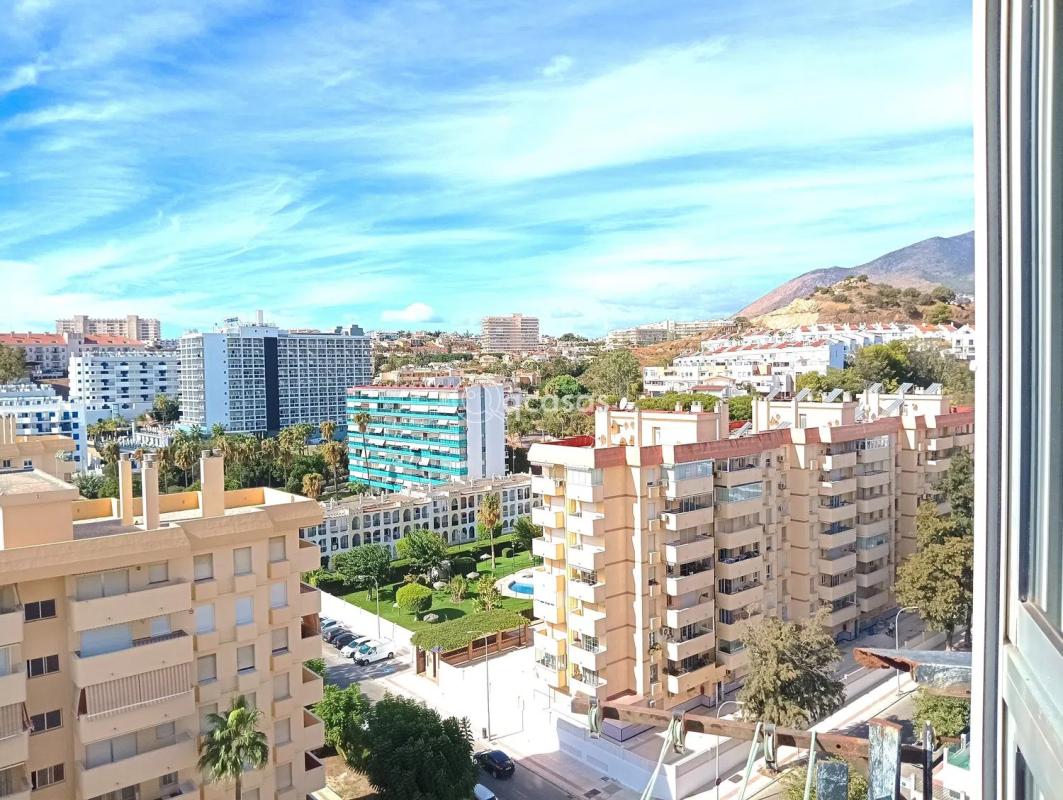 Venta de estudio en Avenida Antonio Machado, Benalmádena photo 2