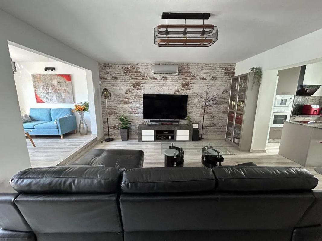 Venta de chalet independiente en Plaza de la Sirena, 6, Benalmádena
photo 2
