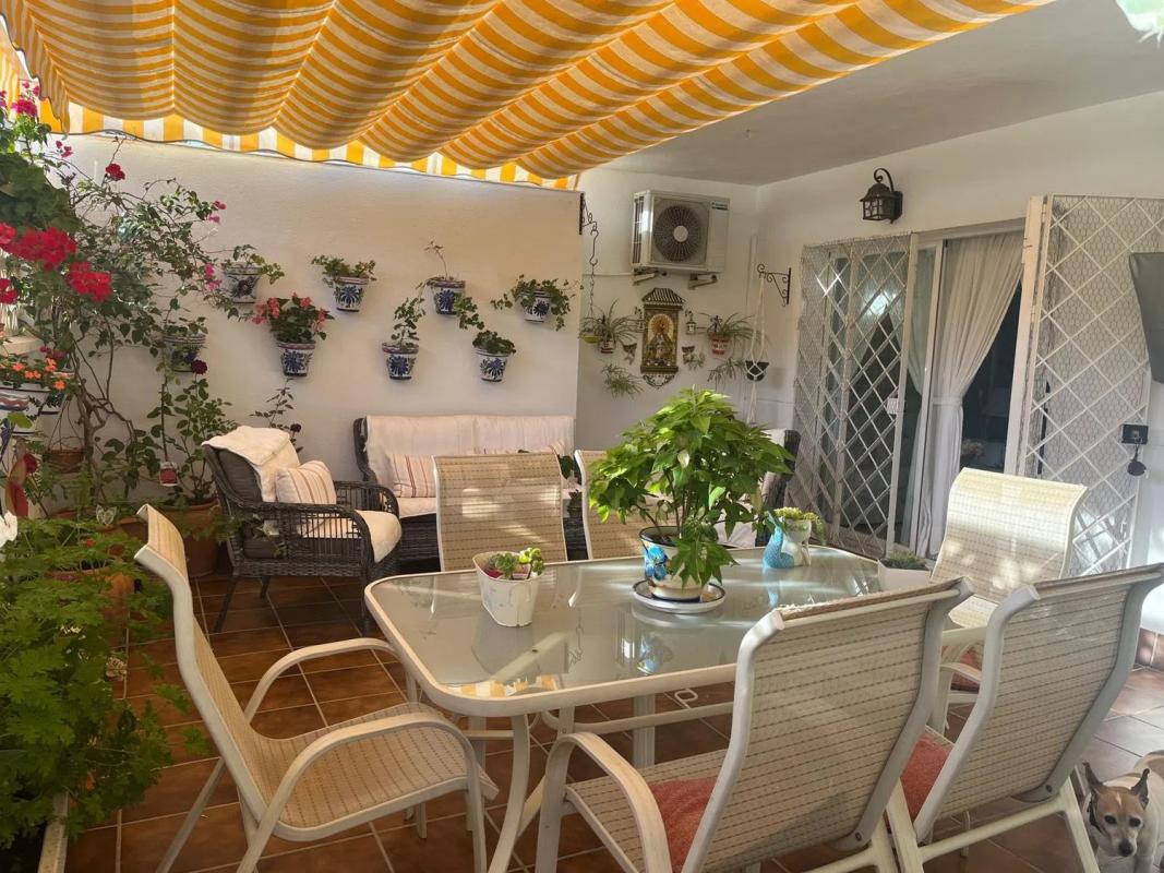 Продажа квартиры на Calle Bahía, 4, Бенальмадена
photo 1