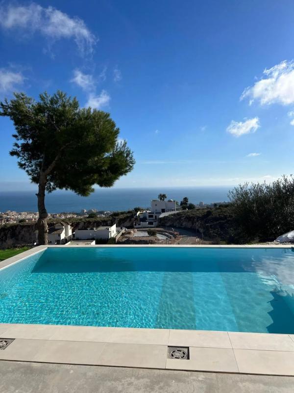 Sprzedaż niezależnego domku jednorodzinnego w  Santangelo, Benalmádena photo 2