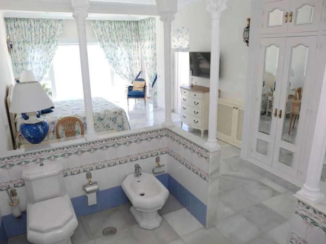Sprzedaż niezależnego domku jednorodzinnego w Barrio Hacienda Torrequebrada, Benalmádena photo 5