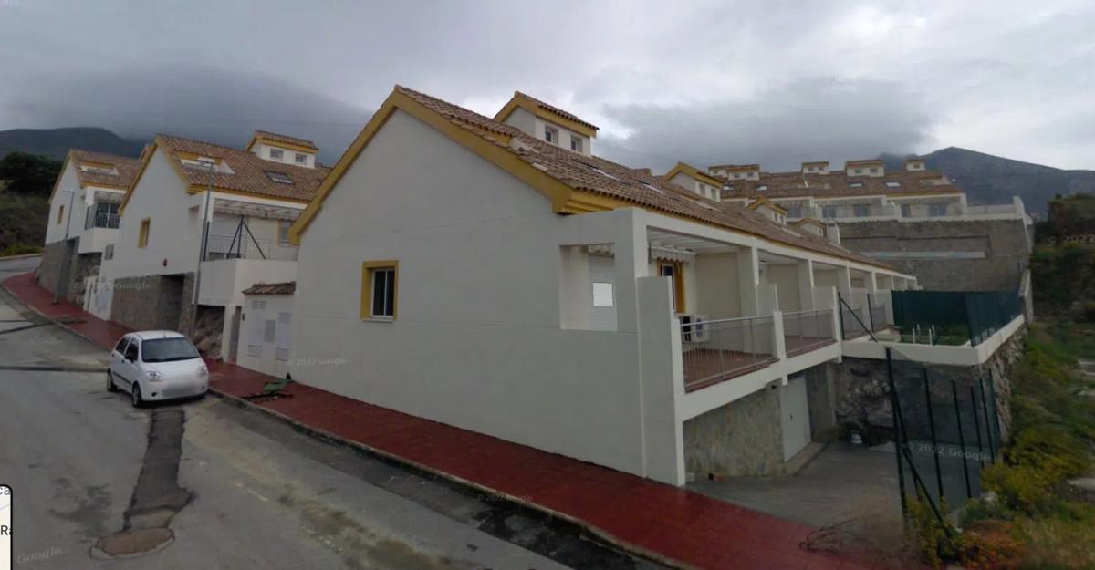 Sprzedaż niezależnego domku jednorodzinnego w Calle Rambla, 9, Benalmádena photo 1
