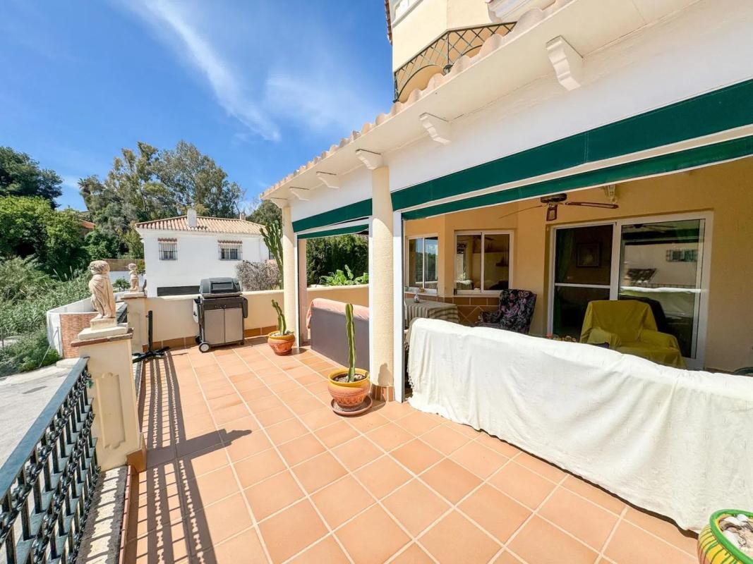 Venta de chalet independiente en Barrio Rancho Domingo - La Hacienda, Benalmádena
photo 4