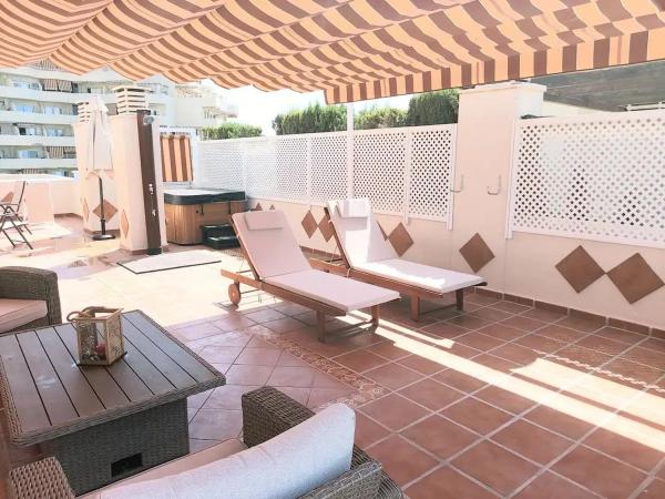 Piso en venta en Avenida del Parque, Benalmádena thumbnail 1