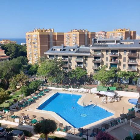 Apartment for sale in Avenida de Bonanza, Benalmádena photo 1