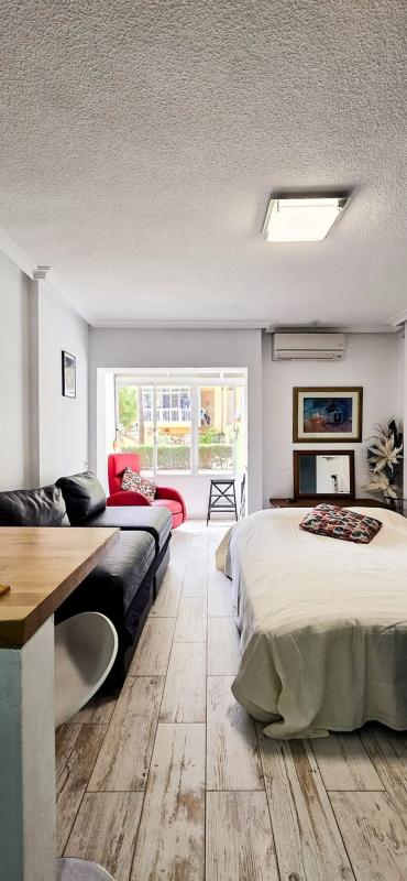 Sale of apartment in Avenida Avenue Gamonal, Benalmádena
photo 5