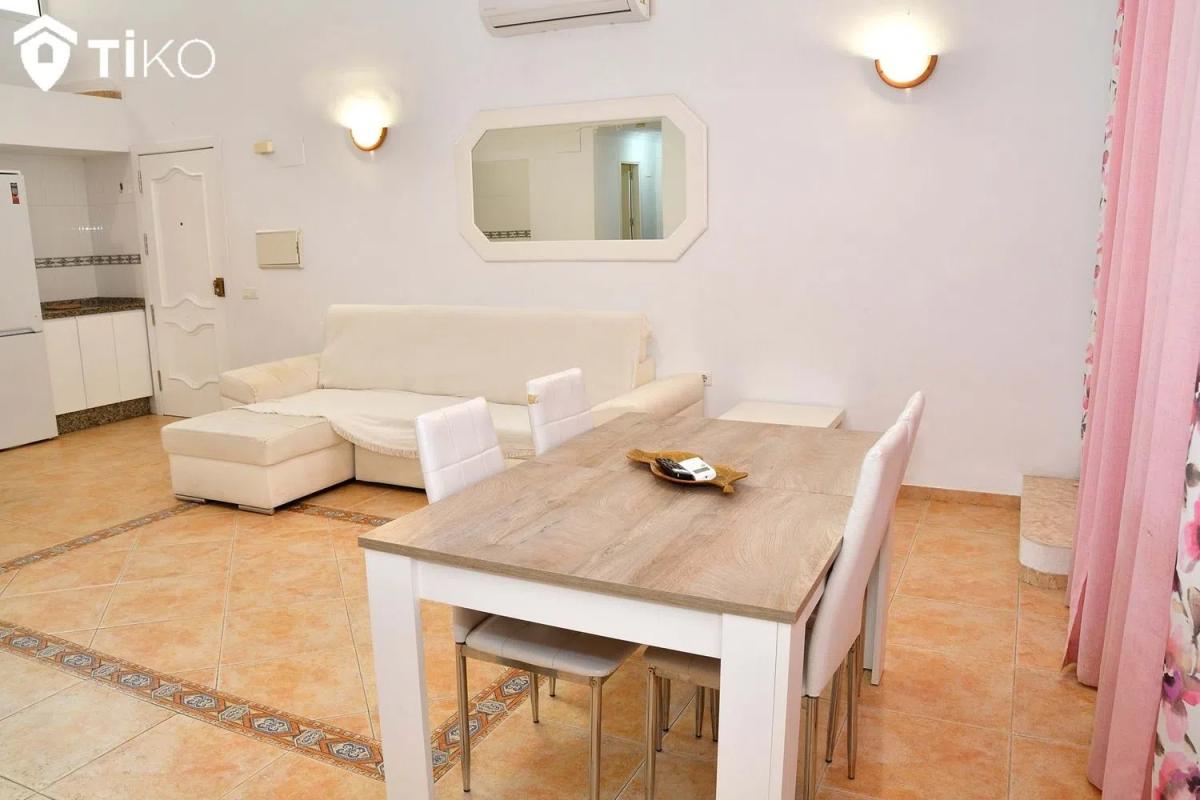 Venta de piso en Avenida gamonal, Benalmádena
photo 2