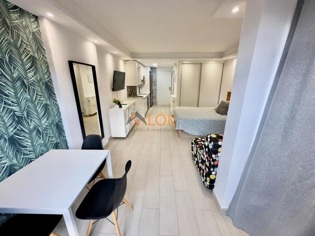 Venta de estudio en Avenida gamonal, Benalmádena photo 3