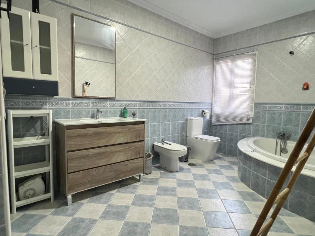 Продажа отдельного шале в Arroyo de la Miel, Бенальмадена photo 5