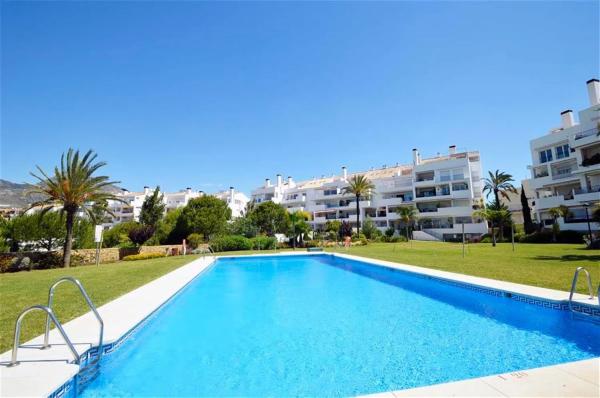 Mieszkanie na sprzedaż w Calle Camelia, Benalmádena photo 1