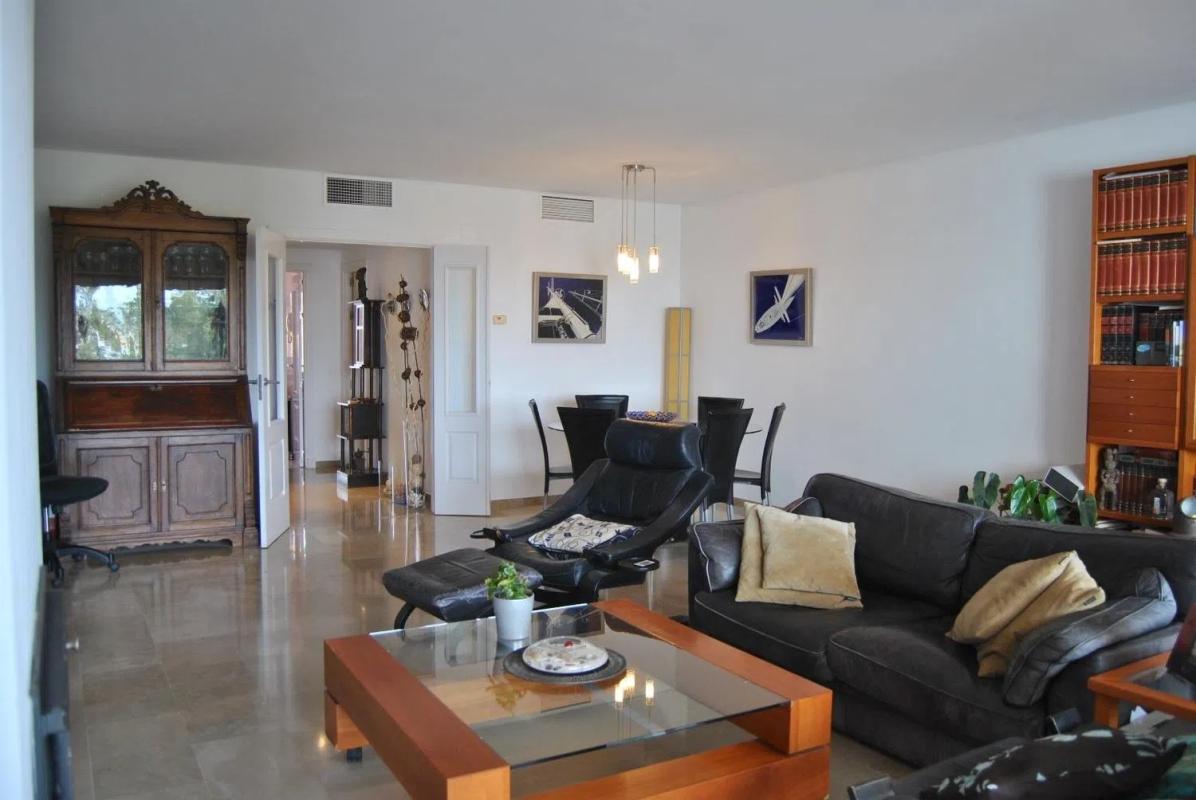 Продажа квартиры на Calle Camelia, Бенальмадена
 photo 5
