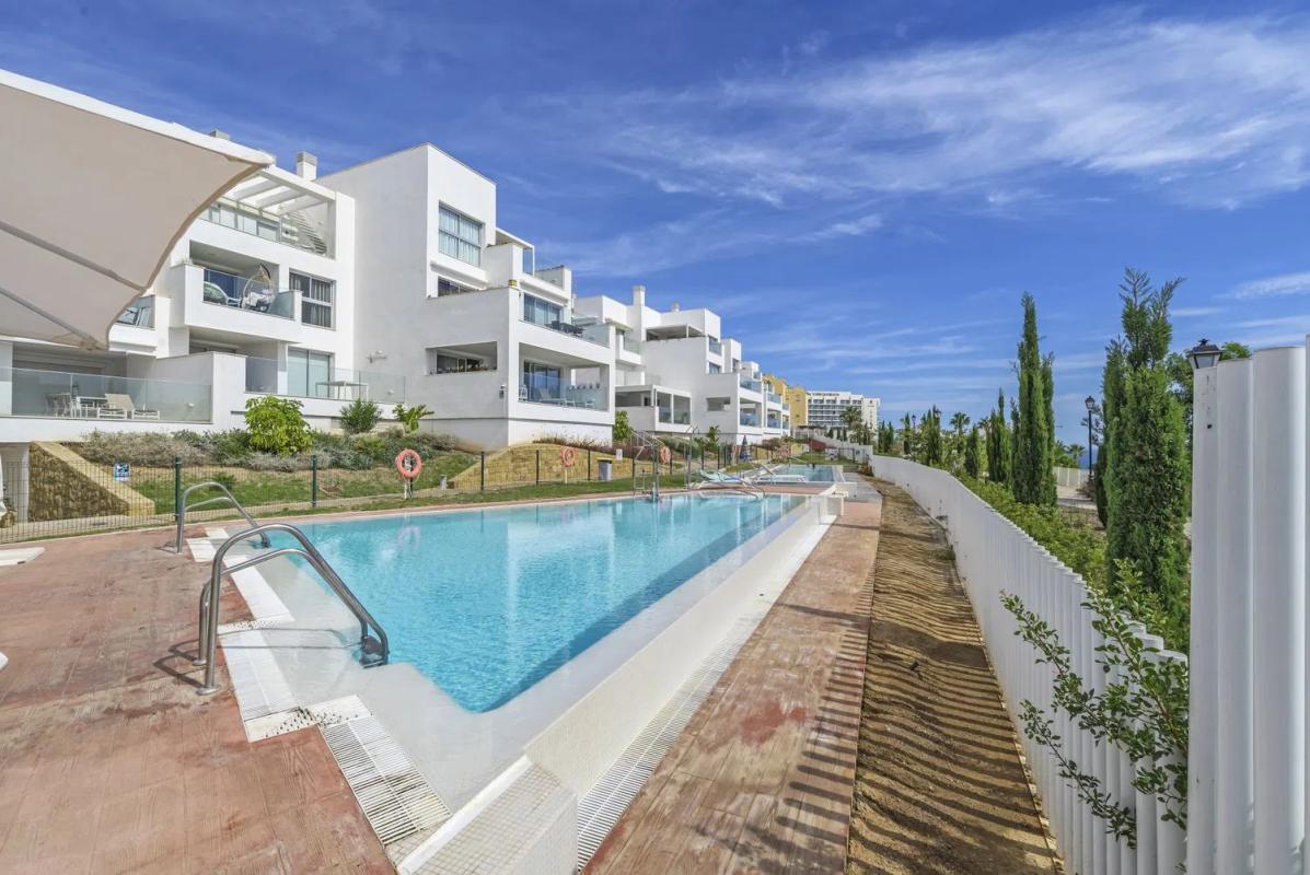 Sale of apartment in Barrio Hacienda Torrequebrada, Benalmádena
photo 1