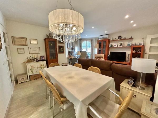 Продажа квартиры в Calle Paloma, 6, Бенальмадена thumbnail 1