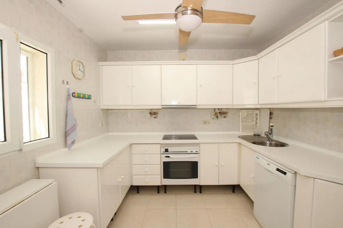 Продажа отдельного шале в Solymar - Puerto Marina, Бенальмадена photo 5