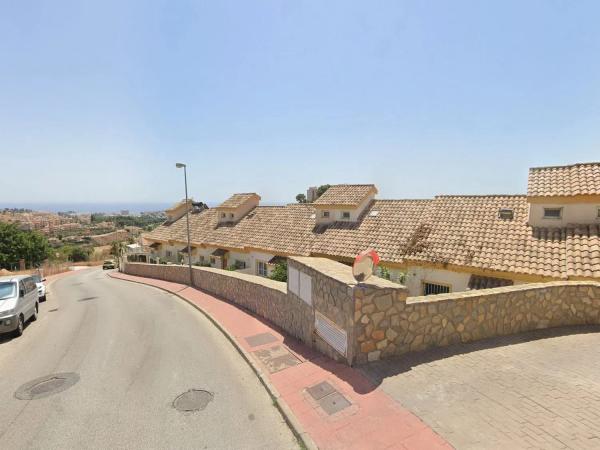 Wolnostojąca willa na sprzedaż w Camino de la Viñuela s/n, Benalmádena thumbnail 1