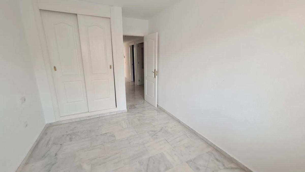 Sale of independent chalet in Camino de la Viñuela s/n, Benalmádena
photo 5