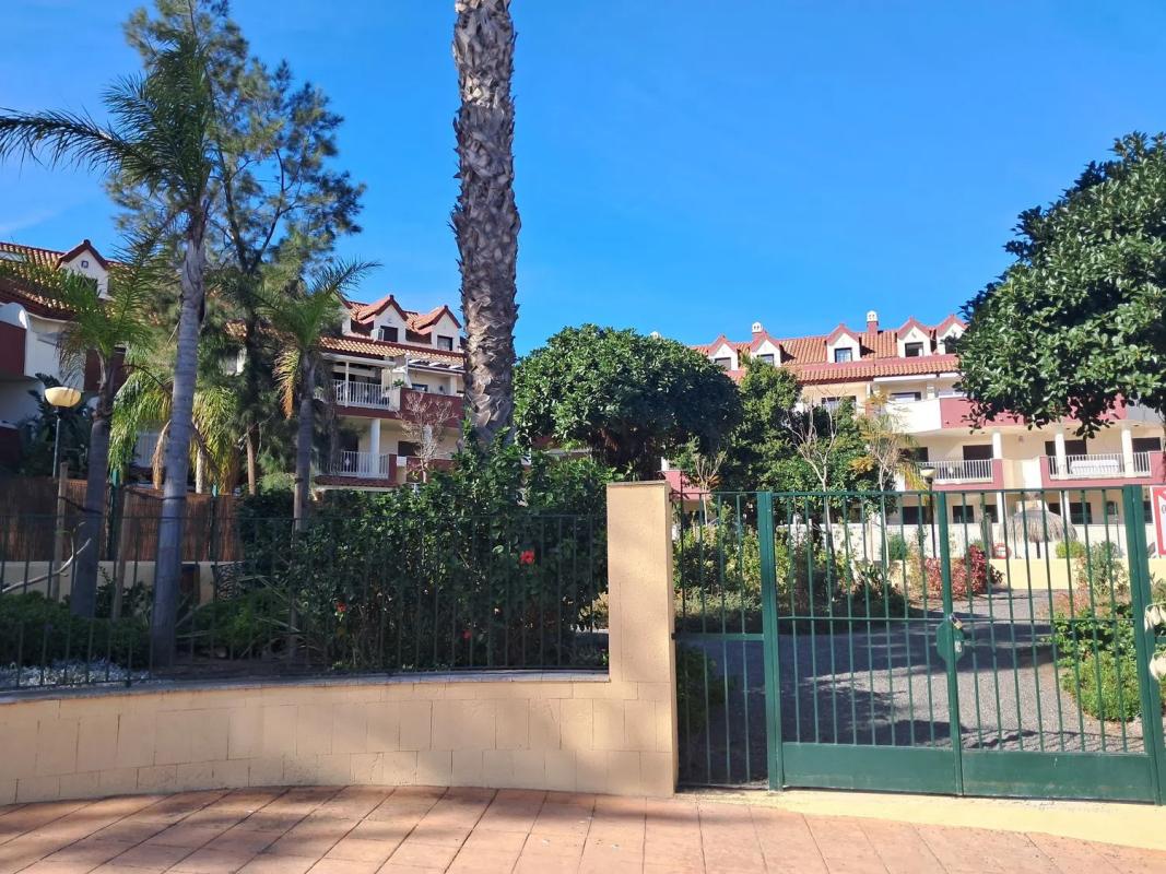 Sprzedaż mieszkania w Ronda del Golf Este, 13, Benalmádena
photo 1