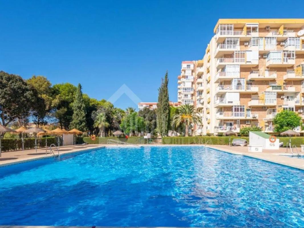 Продажа квартиры на Arroyo de la Miel, Бенальмадена
photo 2